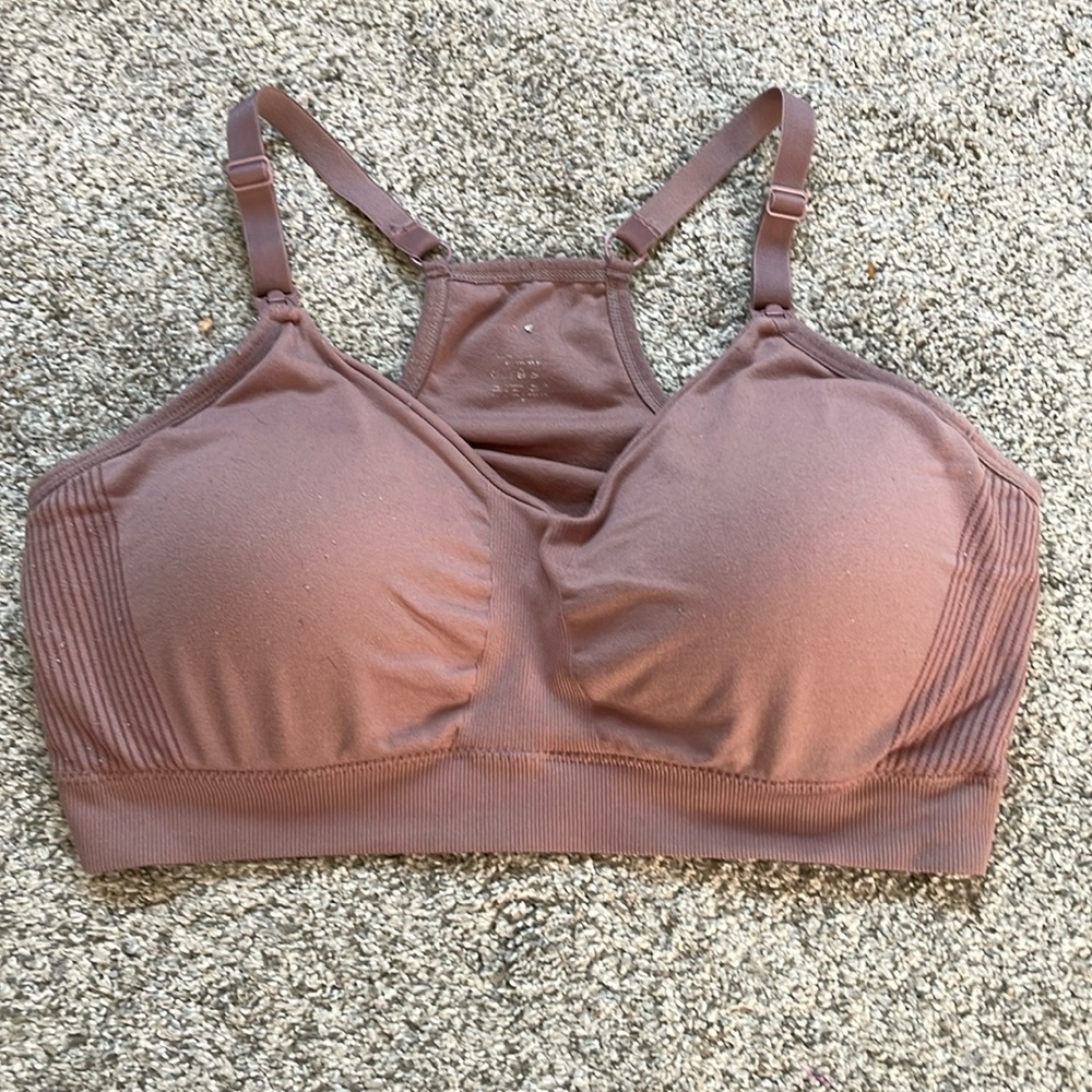 Kindred bravely pumping/nursing bra